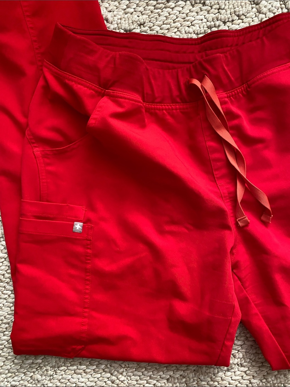 Figs Red Drawstring Kade Scrub Pants size L-tall - Picture 4 of 5